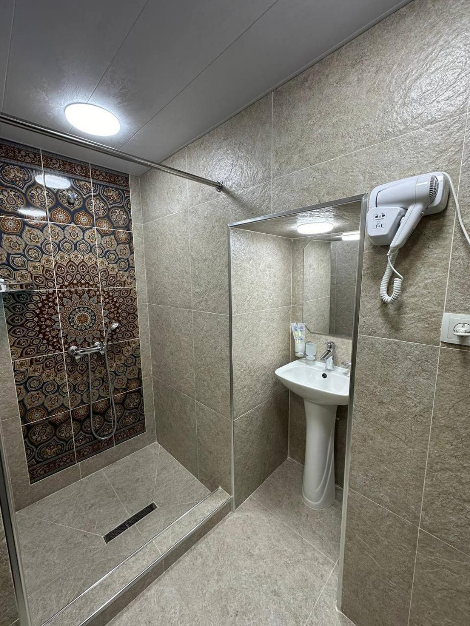 Karavansaray Khurjin Old Bukhara Eksteriør billede